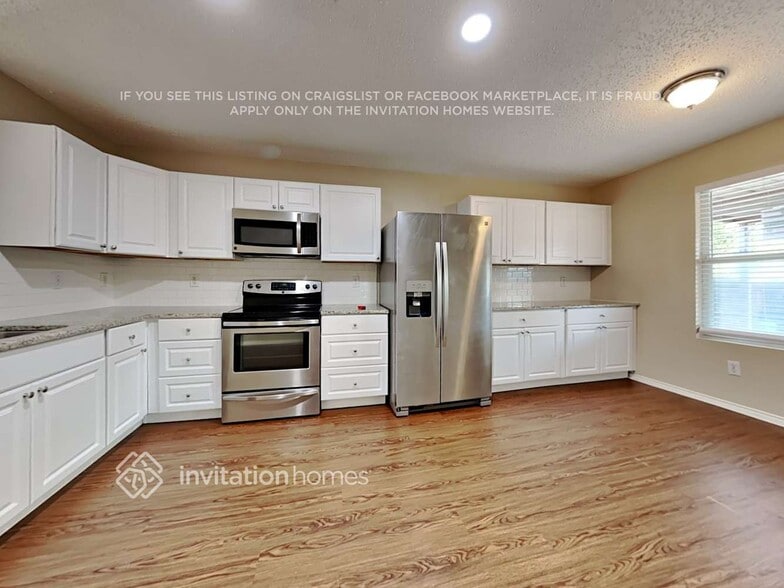 Building Photo - 5213 Newcastle Ln