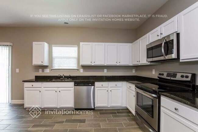 Building Photo - 108 Four Seasons Way