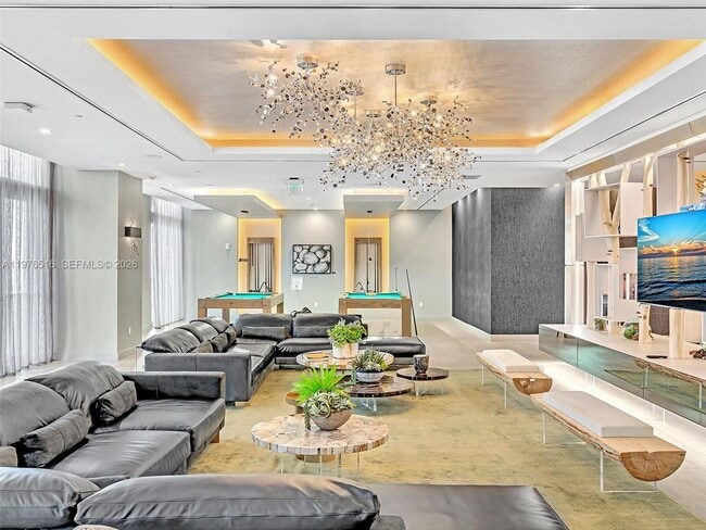 Building Photo - 488 NE 18th St