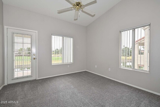 Building Photo - 7101 W Beardsley Rd