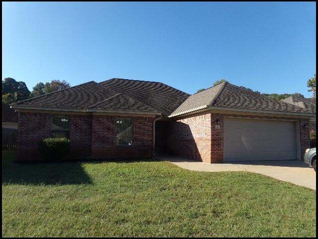 Primary Photo - 455 Wisteria Dr