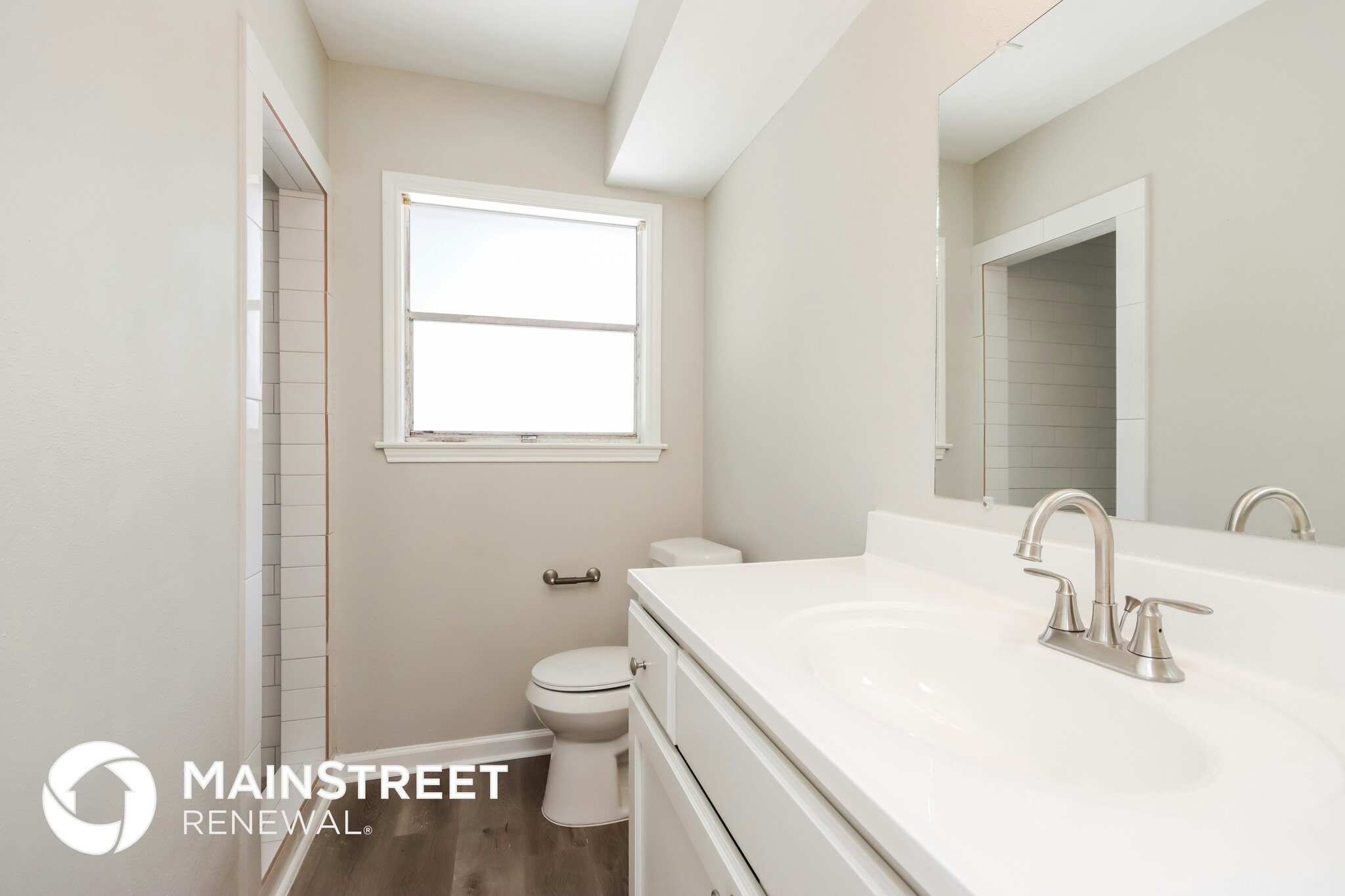 Building Photo - 431 W Sunnyside St