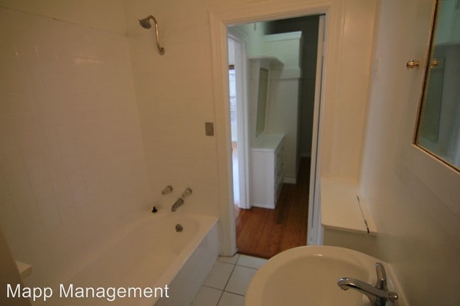 Building Photo - 1525 Cassil Pl