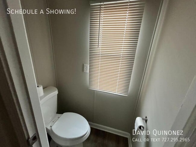 Building Photo - 5716 Heather View Ln