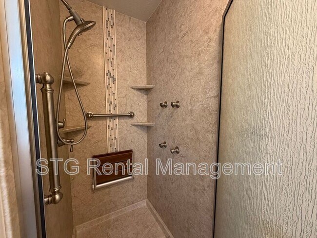 Building Photo - 135 N 350 W