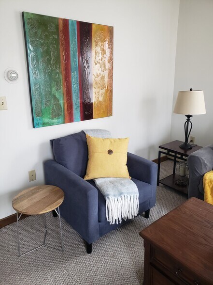 Building Photo - 25 Blucher St