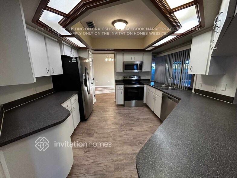 Building Photo - 7202 Hileman Dr E