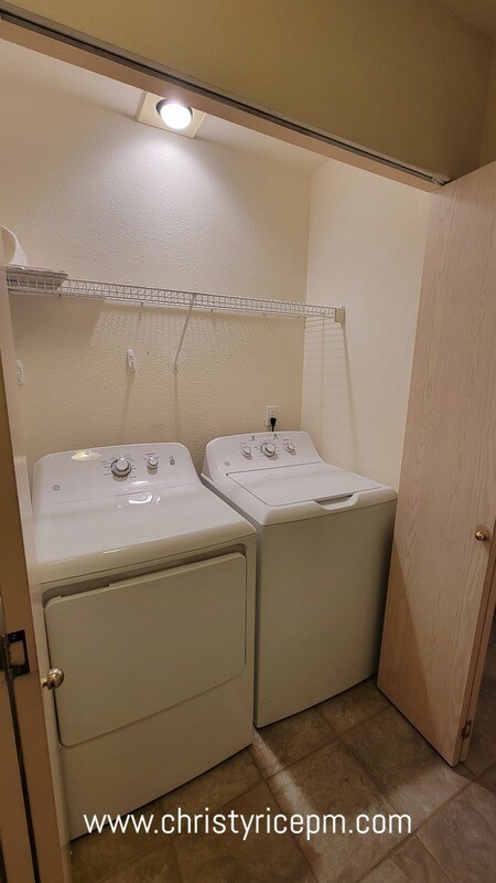 Building Photo - 5632 137th Pl SE