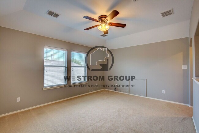 Building Photo - 15628 Landing Creek Ln