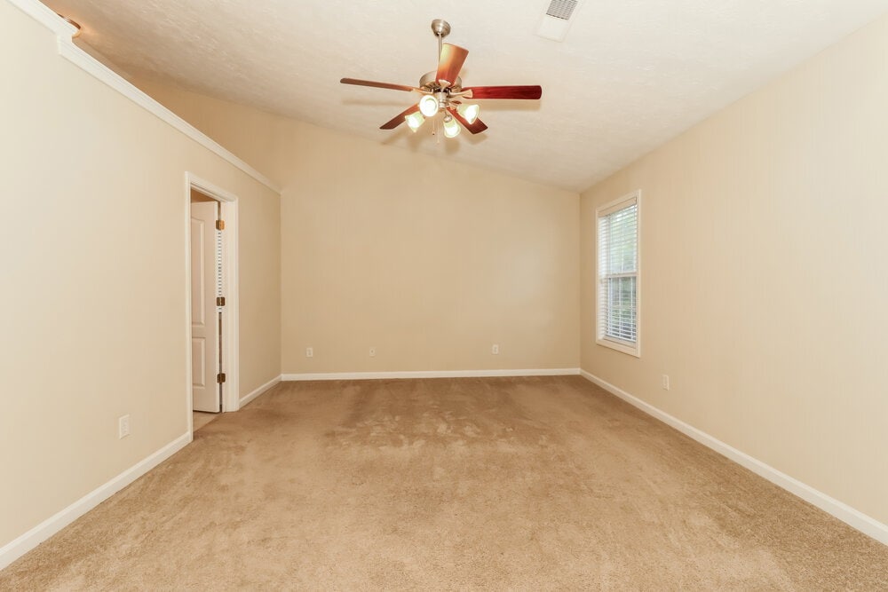 Building Photo - 1678 Sylvia Ct NE
