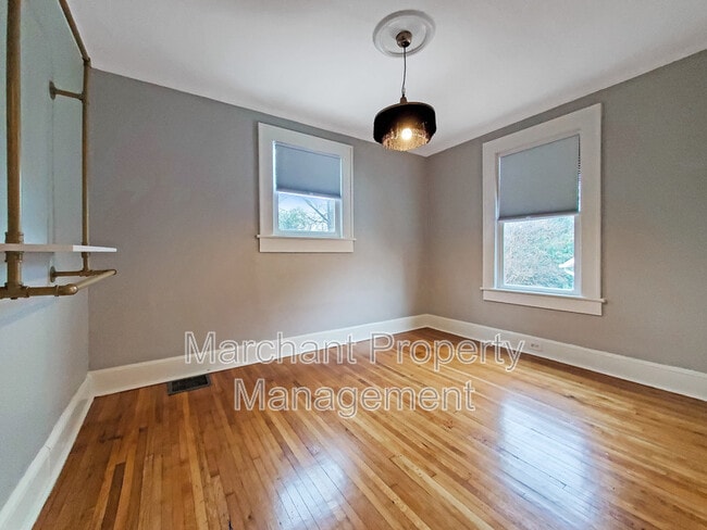 Building Photo - 114 Central Ave