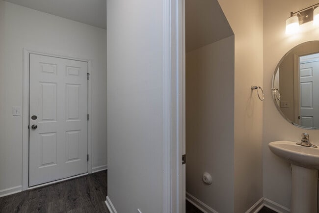 Building Photo - 3 Bedroom Townhome in NW School District - Rock Hill SC - MOVE IN SPECIAL