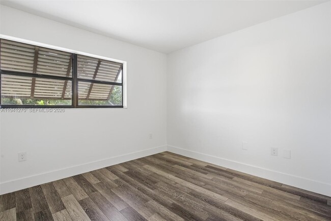 Building Photo - 6850 NW 173rd Dr