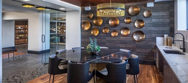 Building Photo - 880 Lake Carolyn Pkwy