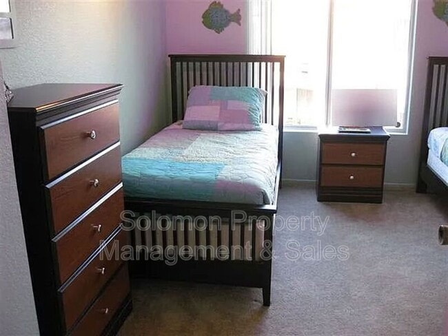 Building Photo - 505 Lands End Way