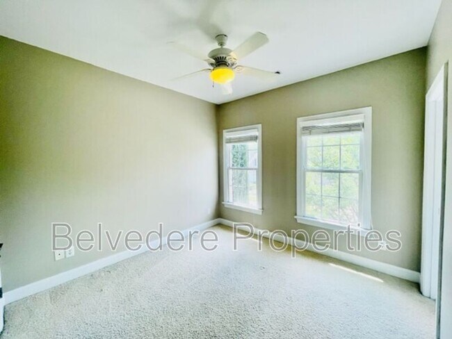 Building Photo - 4204 Peppervine Trail