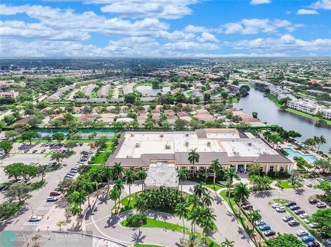 Building Photo - 7765 Yardley Dr