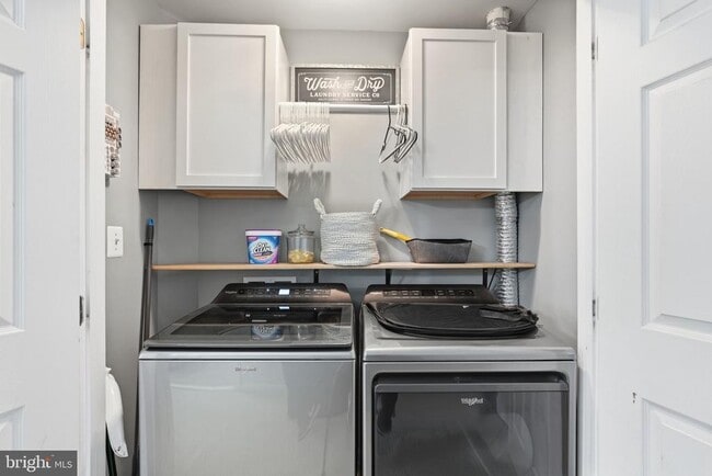 Building Photo - 20060 Northville Hills Terrace