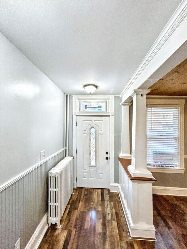 Building Photo - Charming 3-Bedroom Home – Spacious & Conve...