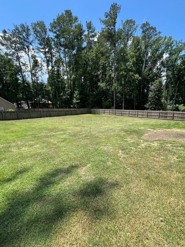 Building Photo - 467 Lees Trace SW