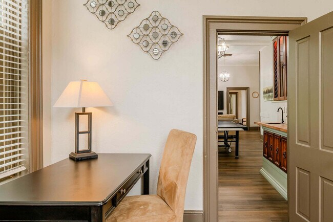 Building Photo - 101 Algoma Blvd