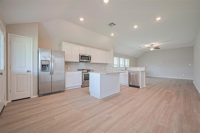 Building Photo - 3715 Butterfly Breeze Ln
