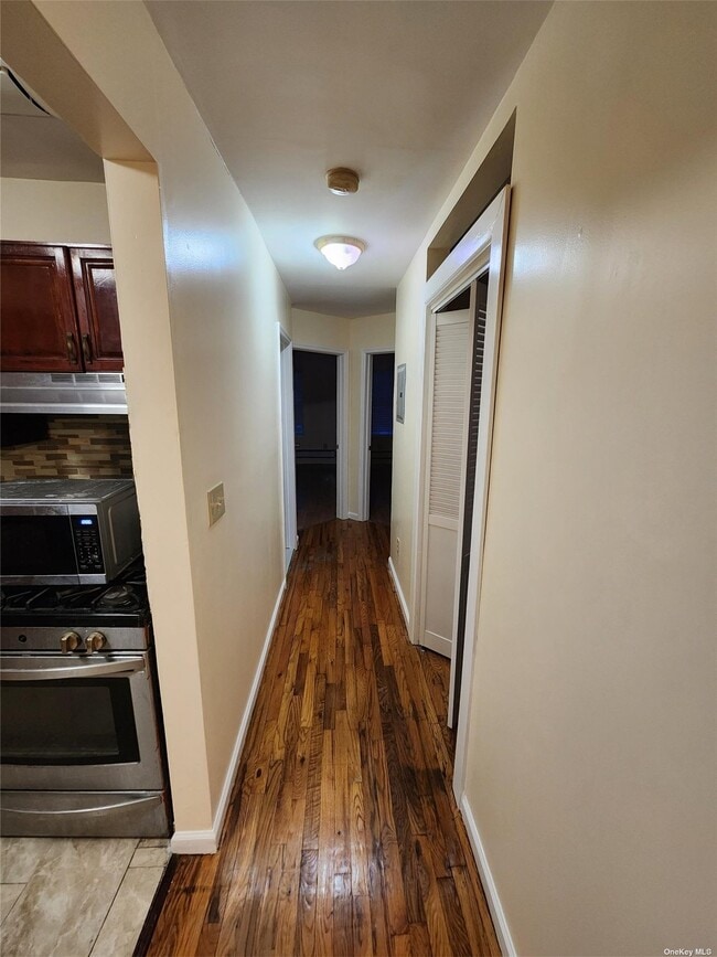 Building Photo - 725 Fountain Ave