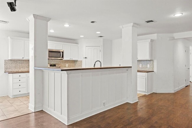 Building Photo - 789 Kingfisher Ln