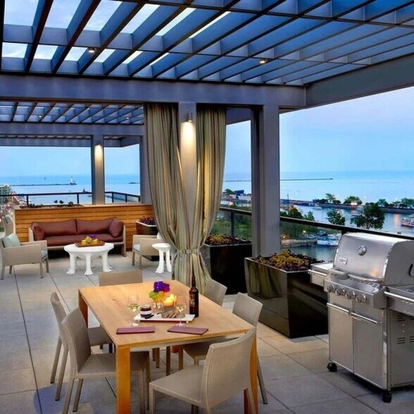 Building Photo - 500 N Lake Shore Dr