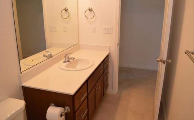 Building Photo - 4467 Jennifer Wy