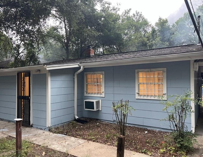 Building Photo - 1208 Brinkley Ct