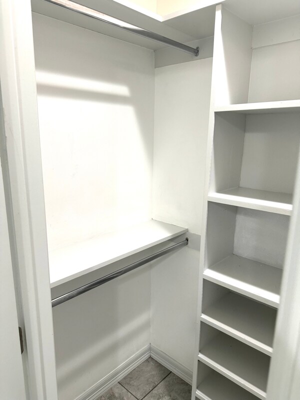 Building Photo - 325 Clemente Ave