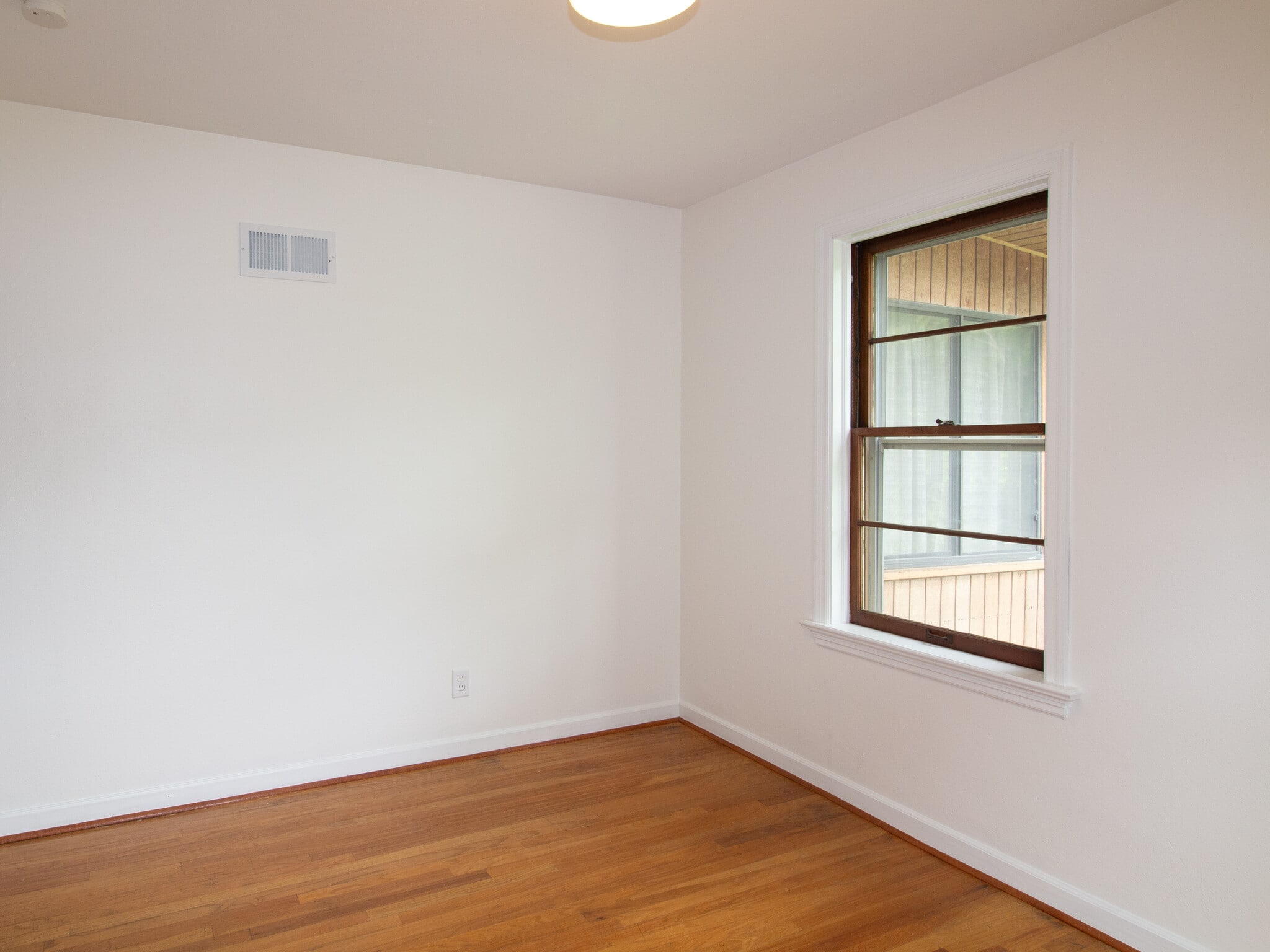 Building Photo - 340 Calvert Ave
