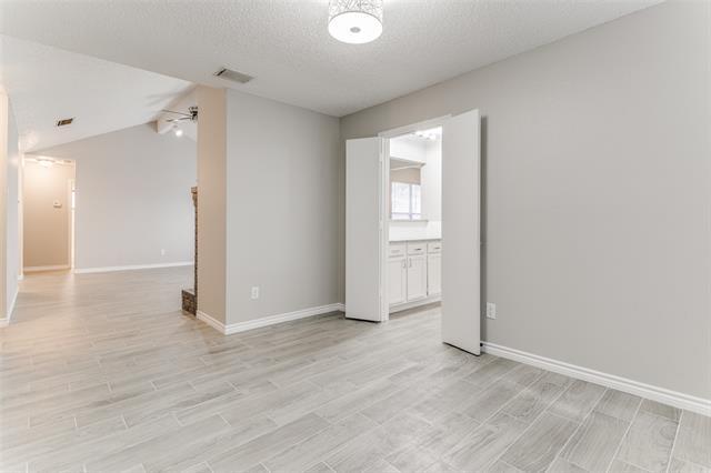Building Photo - 1257 Roan Dr