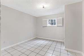 Building Photo - 903 Octavia St