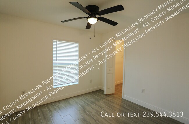 Building Photo - 917 Graystone Ave
