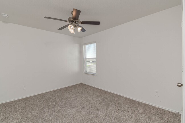 Building Photo - 24219 Copperleaf Bay Ln