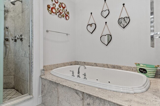 Building Photo - 34 Wildmeadow Rd