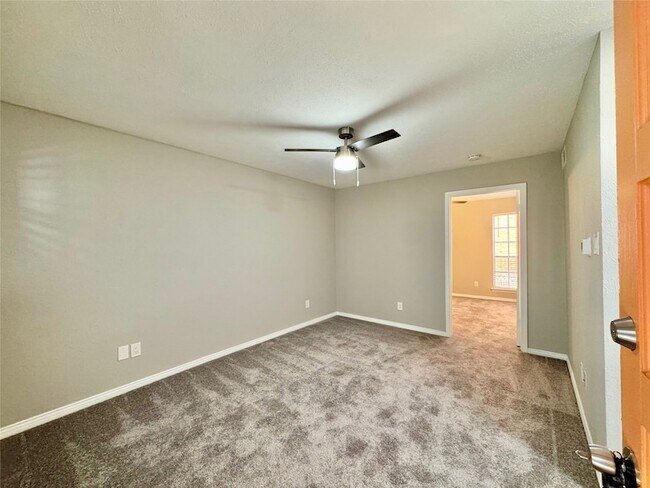 Building Photo - 4319 McKinney Ave