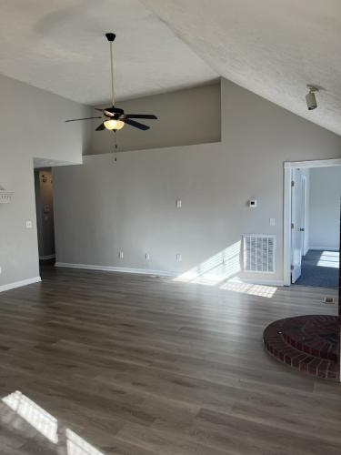 Building Photo - 6428 Paddington Way