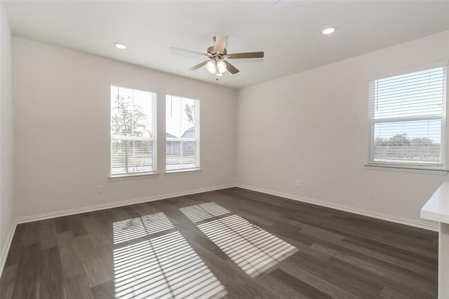 Building Photo - 530 Ansley Ct