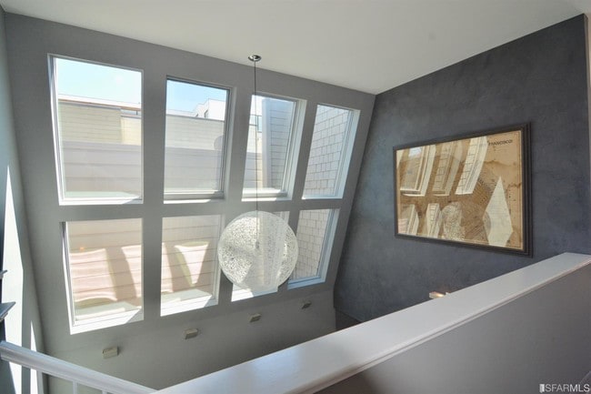 Building Photo - 884 De Haro St