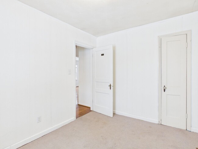 Building Photo - 1410 Greenville Ave