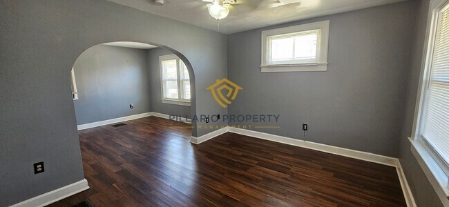 Building Photo - 44-46 S Ewing St