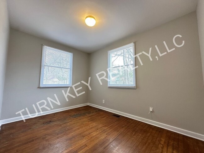 Building Photo - Home for rent in Roebuck **ACCEPTS SECTION 8**