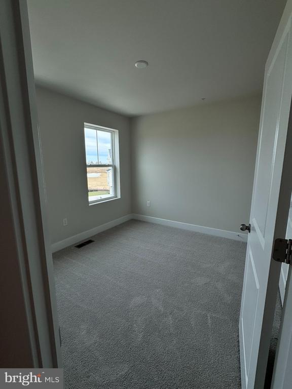 Building Photo - 2214 Winterberry Ln