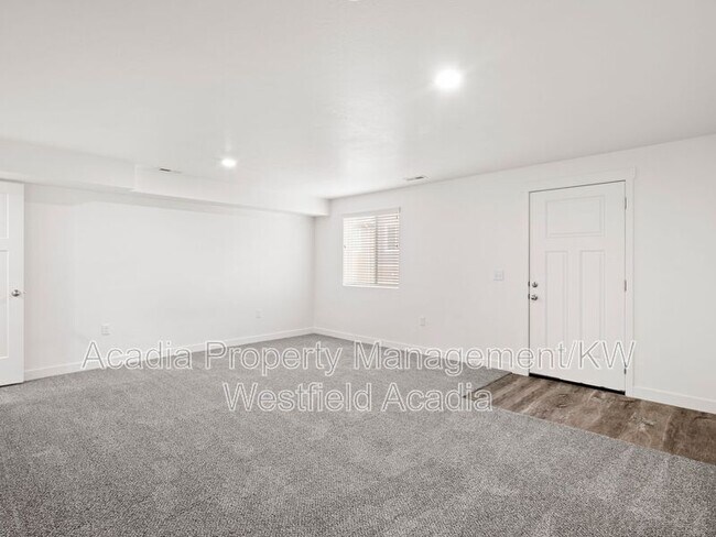 Building Photo - 14903 S Tumble Rock Way