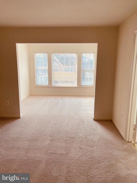 Building Photo - 16802 Sweeney Ln