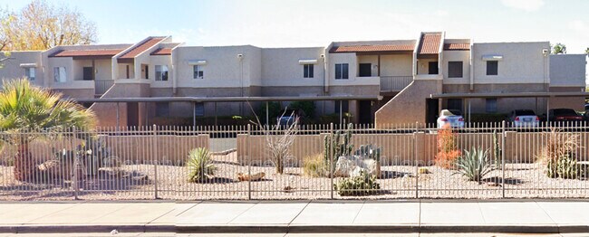 Building Photo - 4554 E Paradise Village Pkwy N