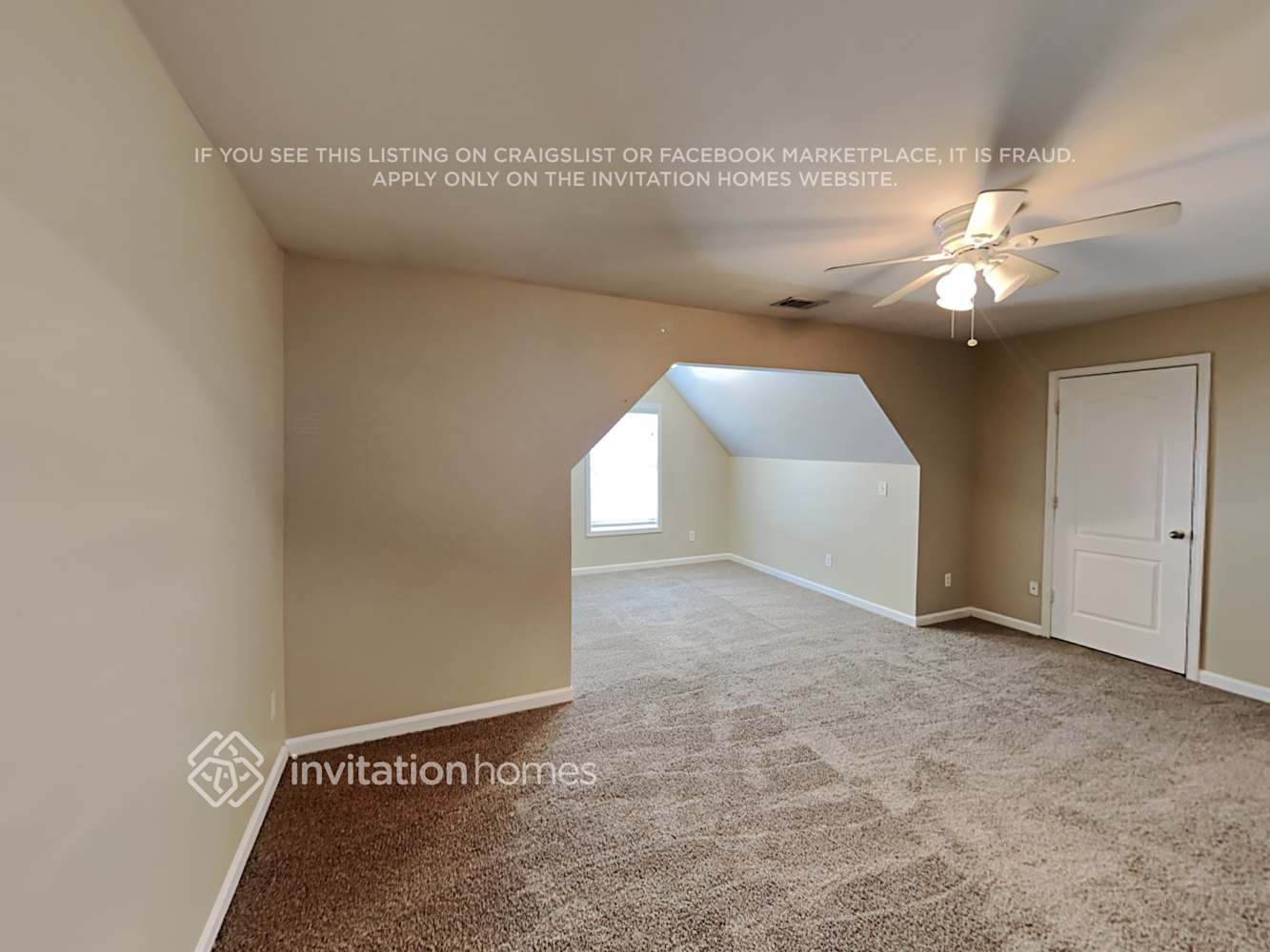 Building Photo - 169 Hawthorn Dr